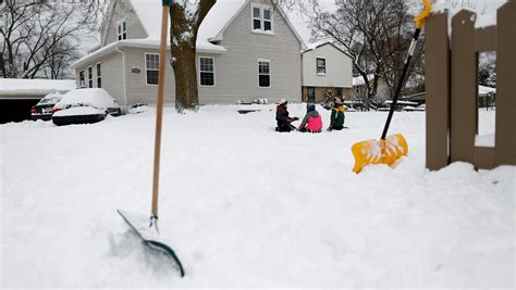 Snow accumulation green bay. Things To Know About Snow accumulation green bay. 